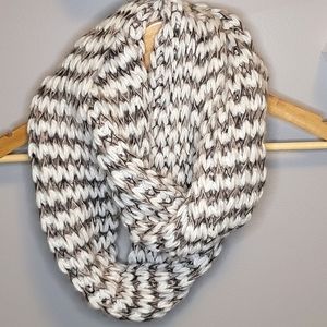 Knit Scarf